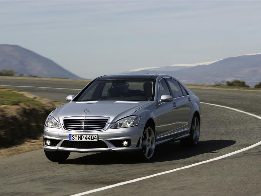  Mercedes-Benz S65 AMG 2009 года  (фото 12 из 21)